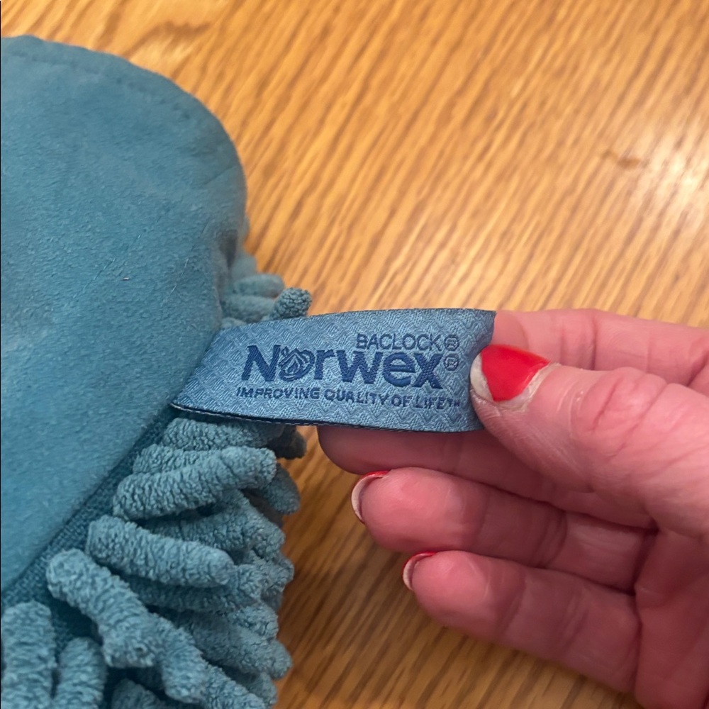 Teal Chenille Microfiber hand towel with  Snowflake Accent - Picture 5 of 6